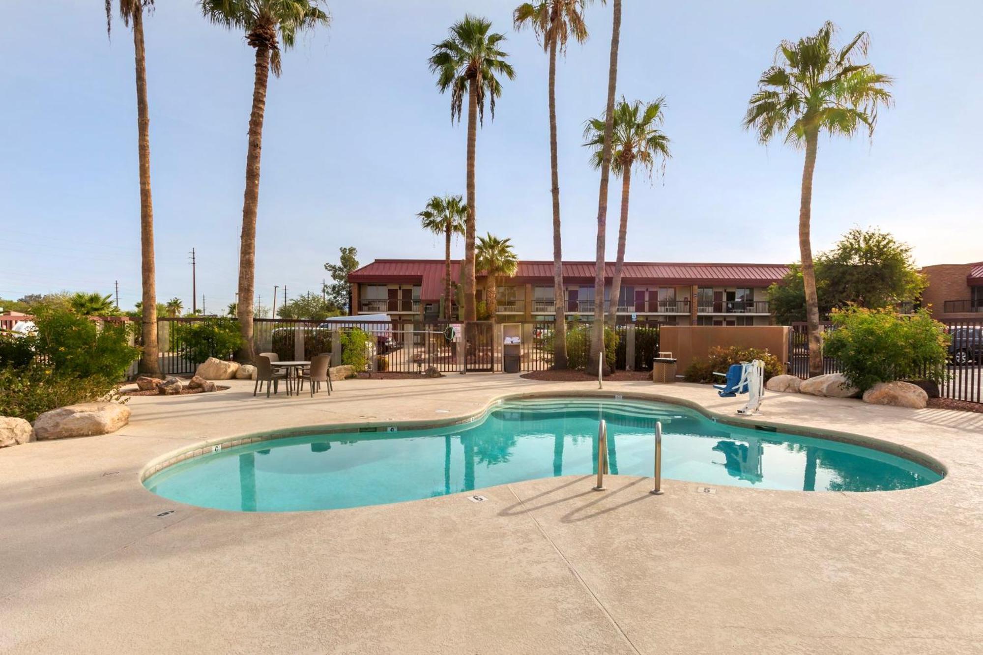Red Roof Inn Tucson South - Airport Exterior photo
