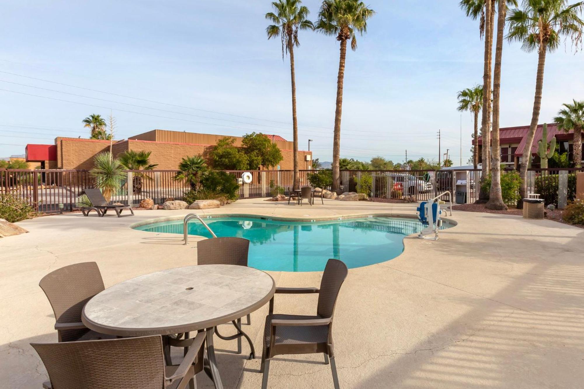 Red Roof Inn Tucson South - Airport Exterior photo